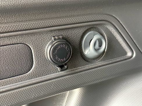 Used 2020 Subaru Forester w/ Popular Package #1 AWD/4WD image 36