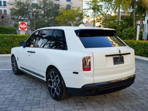 Used 2023 Rolls-Royce Cullinan Black Badge w/ Driver's Package AWD/4WD image 18