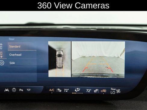 Used 2025 Buick Enclave Preferred AWD/4WD image 26