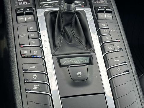 Used 2020 Porsche Macan S AWD/4WD image 27