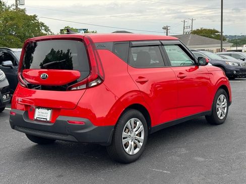 Certified 2020 Kia Soul LX FWD image 3
