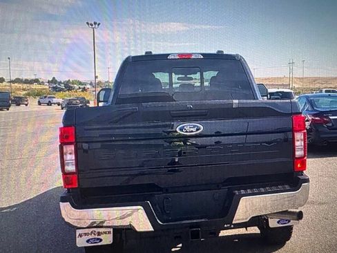 Used 2022 Ford F350 XLT AWD/4WD image 4