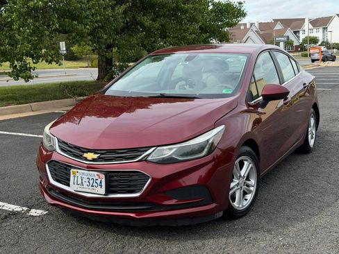 Used 2016 Chevrolet Cruze LT w/ Convenience Package FWD image 5