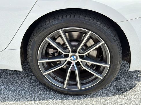Used 2019 BMW 330i Sedan w/ Convenience Package RWD image 32