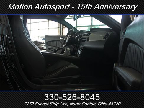 Used 2012 Ford Mustang Shelby GT500 w/ SVT Performance Pkg image 31