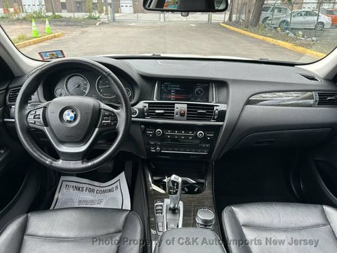 Used 2017 BMW X3 xDrive28i AWD/4WD image 32