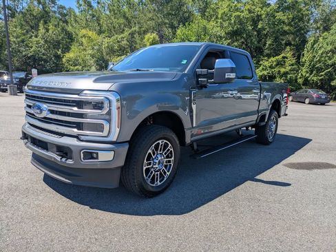 Used 2026 Ford F250 Platinum w/ Platinum Plus Package AWD/4WD image 8
