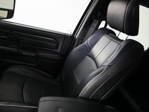 Used 2024 RAM 2500 Limited image 38