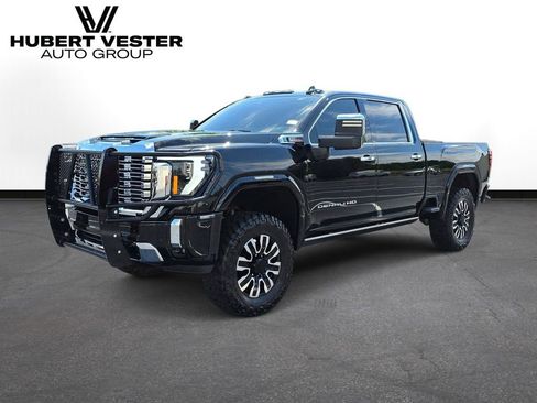 Used 2024 GMC Sierra 2500 Denali w/ Denali Reserve Package AWD/4WD image 2