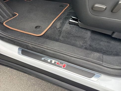 Used 2024 GMC Acadia AT4 w/ Super Cruise Package image 17