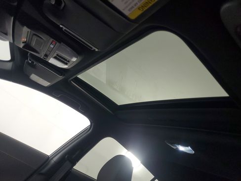 Used 2025 Subaru Crosstrek 2.5i Sport w/ Crosstrek Mirror Package image 31