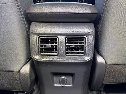 Used 2023 Toyota RAV4 LE AWD/4WD image 44
