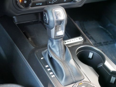 New 2025 Ford Bronco 4-Door image 14