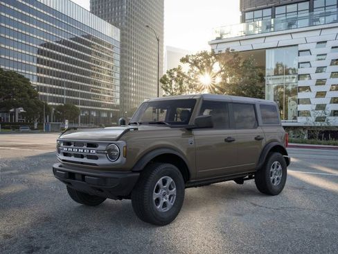New 2025 Ford Bronco Big Bend image 2