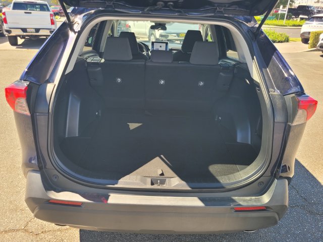 Used 2024 Toyota RAV4 XLE AWD/4WD image 11