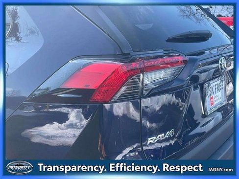 Certified 2025 Toyota RAV4 XLE w/ Convenience Package image 11