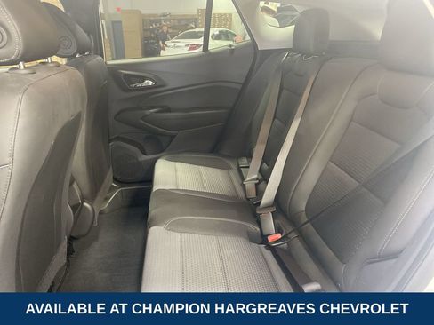 Used 2024 Chevrolet Trax LT w/ Driver Confidence Package FWD image 33