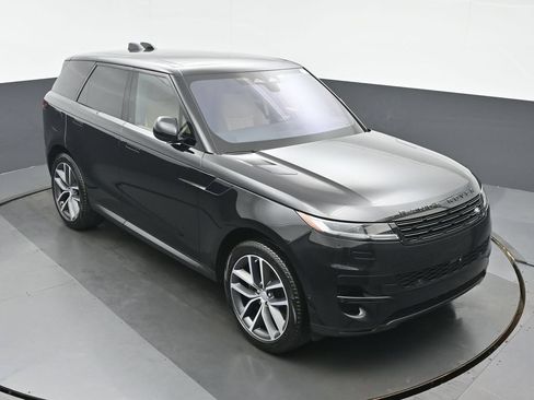 Used 2023 Land Rover Range Rover Sport SE AWD/4WD image 33