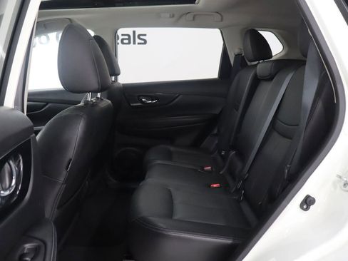 Used 2017 Nissan Rogue SL w/ SL Premium Package AWD/4WD image 15