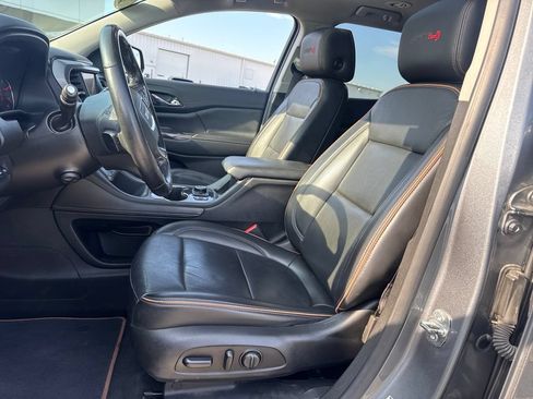 Used 2021 GMC Acadia AT4 w/ Technology Package AWD/4WD image 16
