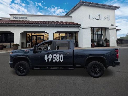 Used 2021 Chevrolet Silverado 2500 LT w/ Z71 Sport Edition AWD/4WD image 5