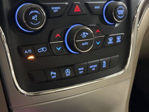Used 2017 Jeep Grand Cherokee Limited AWD/4WD image 16