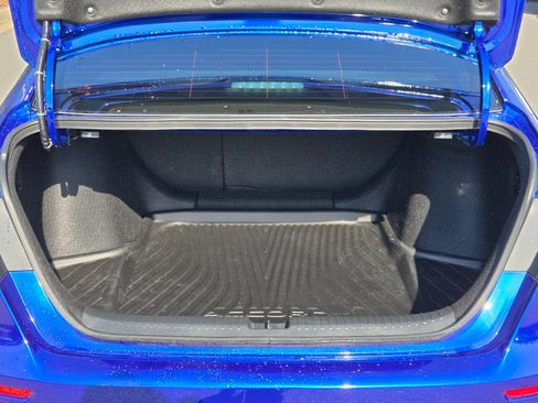 Used 2024 Honda Accord Sport image 18