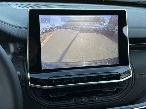 New 2026 Jeep Compass Latitude image 22