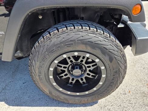 Certified 2016 Jeep Wrangler Unlimited Sport w/ Quick Order Package 24S AWD/4WD image 19