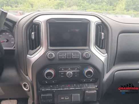 Used 2019 Chevrolet Silverado 1500 RST AWD/4WD image 18