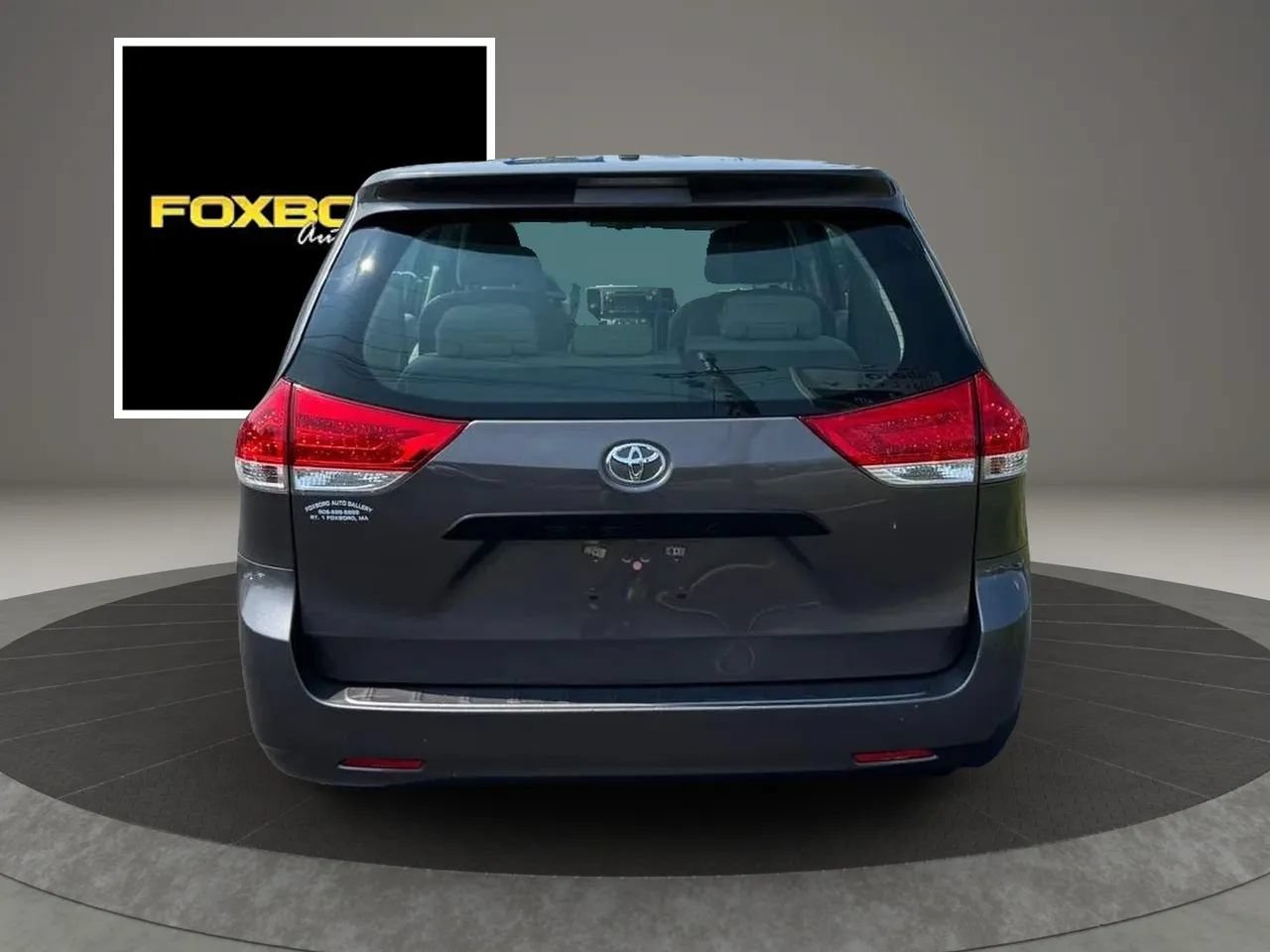Used 2014 Toyota Sienna L FWD image 6