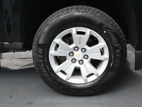 Used 2018 Chevrolet Colorado LT AWD/4WD image 34