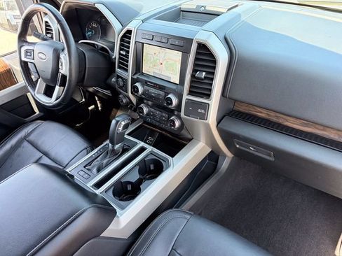 Used 2020 Ford F150 Lariat w/ Equipment Group 502A Luxury AWD/4WD image 14