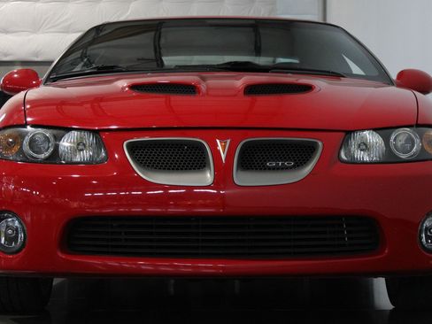 Used 2006 Pontiac GTO RWD image 32