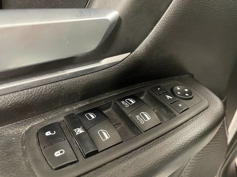 Used 2023 RAM 1500 Big Horn AWD/4WD image 19