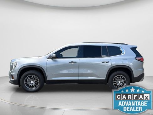 Used 2025 GMC Acadia Elevation FWD image 3