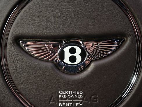 Used 2024 Bentley Flying Spur V8 image 40