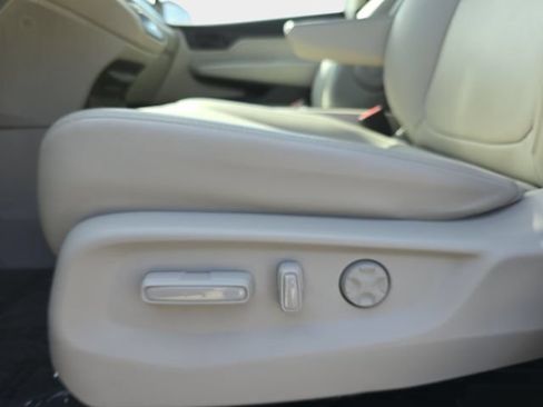 Used 2025 Honda Odyssey EX-L image 32