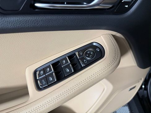 New 2025 Porsche Macan S image 26