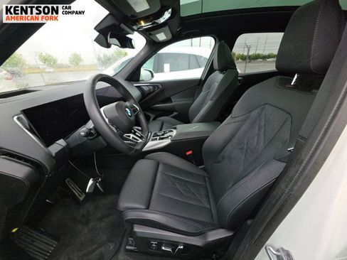 Used 2025 BMW X3 xDrive30 w/ Premium Package AWD/4WD image 3