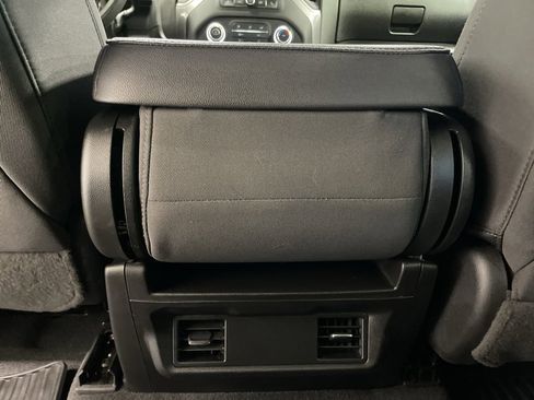 Used 2022 Chevrolet Silverado 1500 Custom image 22