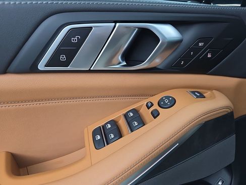 New 2026 BMW X5 xDrive50e w/ M Sport Package image 27