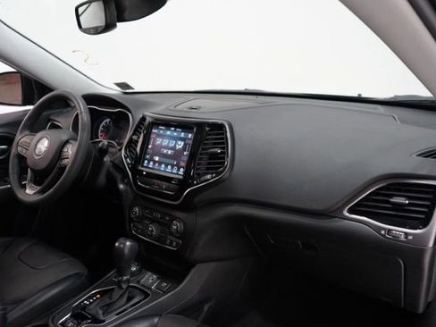 Used 2022 Jeep Cherokee Limited image 16