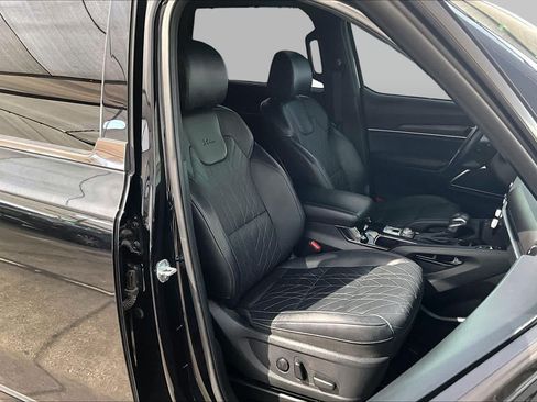 Used 2024 Kia Telluride SX Prestige X-Line AWD/4WD image 9
