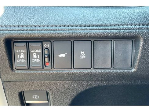 Certified 2026 Honda Odyssey EX-L image 42