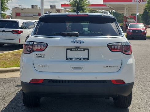 Used 2025 Jeep Compass Limited AWD/4WD image 4