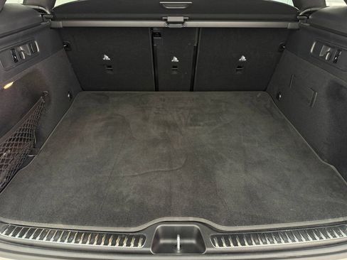 Certified 2024 Mercedes-Benz GLC 300 image 21