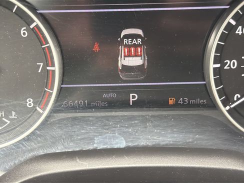 Used 2024 Nissan Rogue SV AWD/4WD image 15