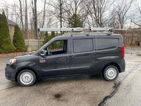 Used 2019 RAM ProMaster City Tradesman image 2