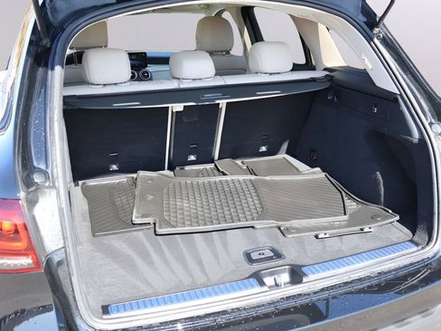 Certified 2020 Mercedes-Benz GLC 300 GLC 300 image 17